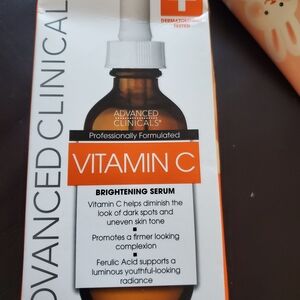 Vitamin C Brightening Serum - Orange
